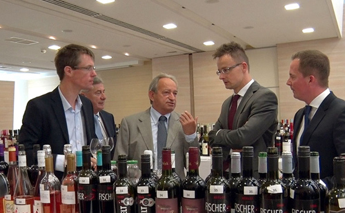 A Lidl Magyarország szeretne kiemeltek foglalkozni a magyar borokkal 